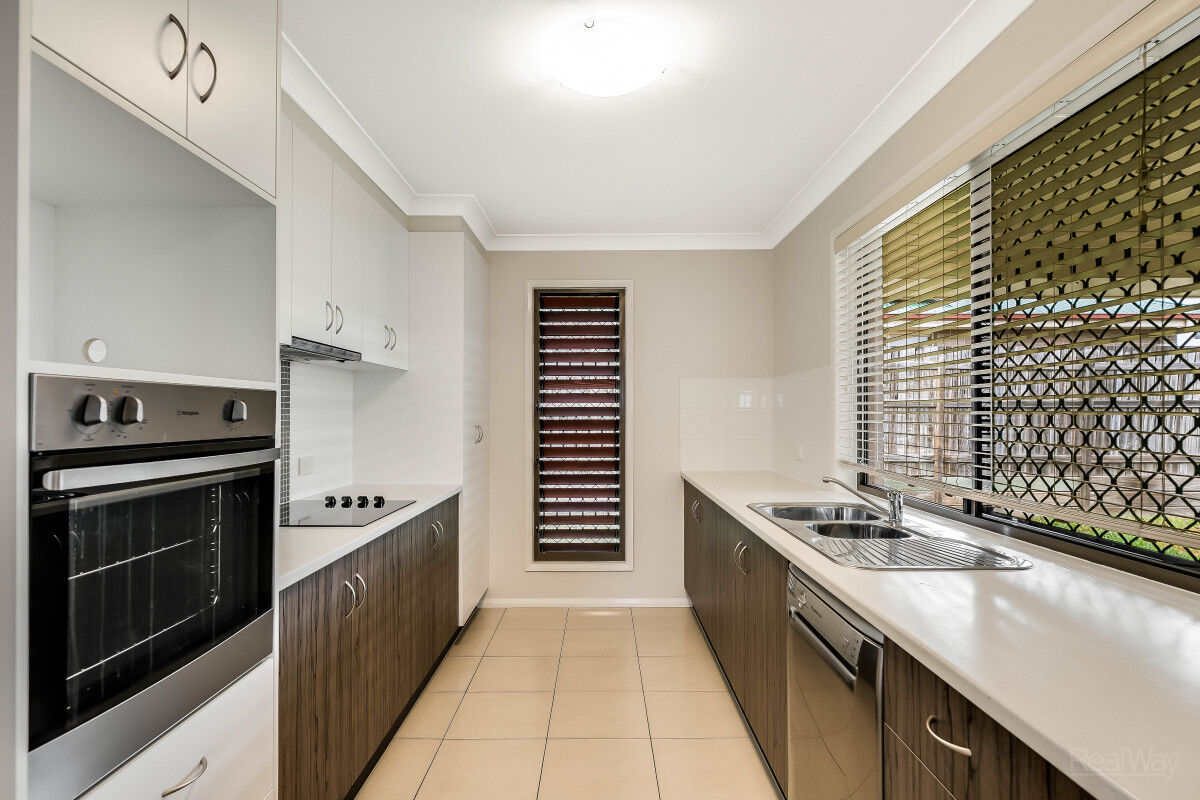 32 Barambah Street, Glenvale QLD 4350, Glenvale - Thumbnail 2