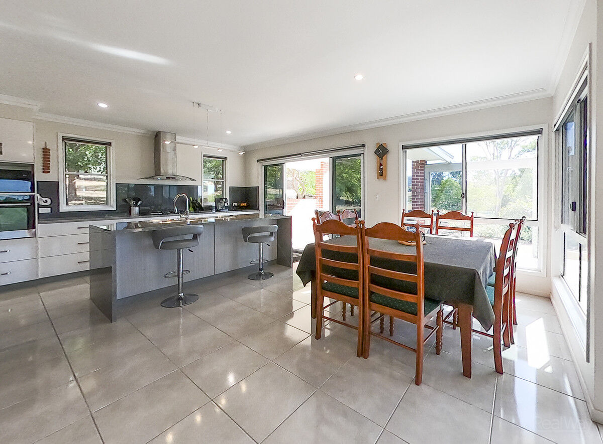 19A Meadows Road, Withcott QLD 4352, Withcott - Thumbnail 6