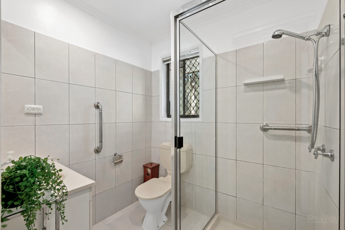 5 Woodlands Crescent, Withcott QLD 4352, Withcott - Thumbnail 8