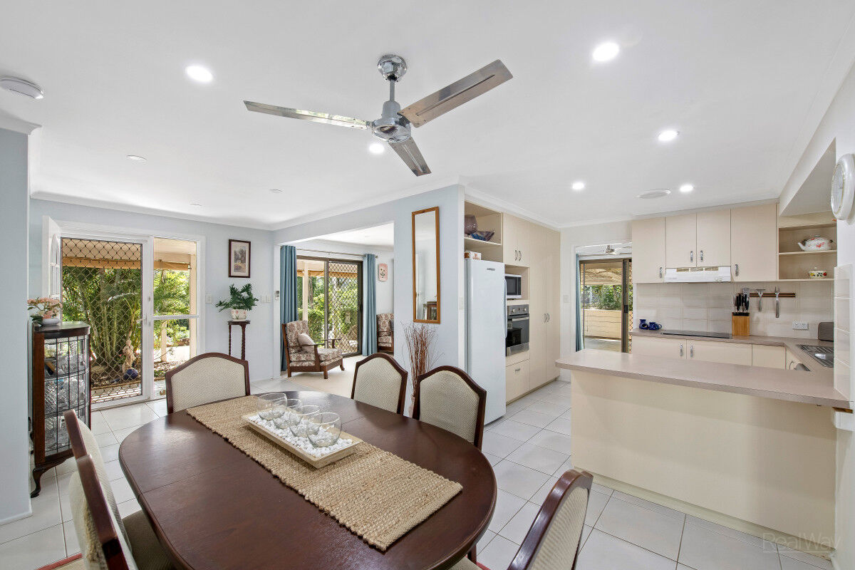 5 Woodlands Crescent, Withcott QLD 4352, Withcott - Thumbnail 5