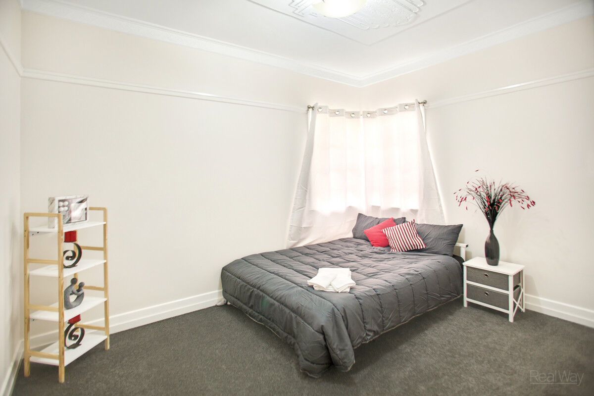 11 Second Avenue, Harristown QLD 4350, Harristown - Thumbnail 8