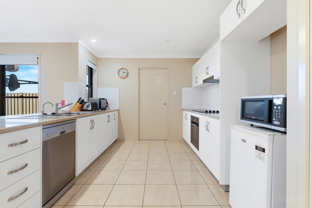 1 / 9 Dudley Street, Chinchilla QLD 4413, Chinchilla - Thumbnail 3