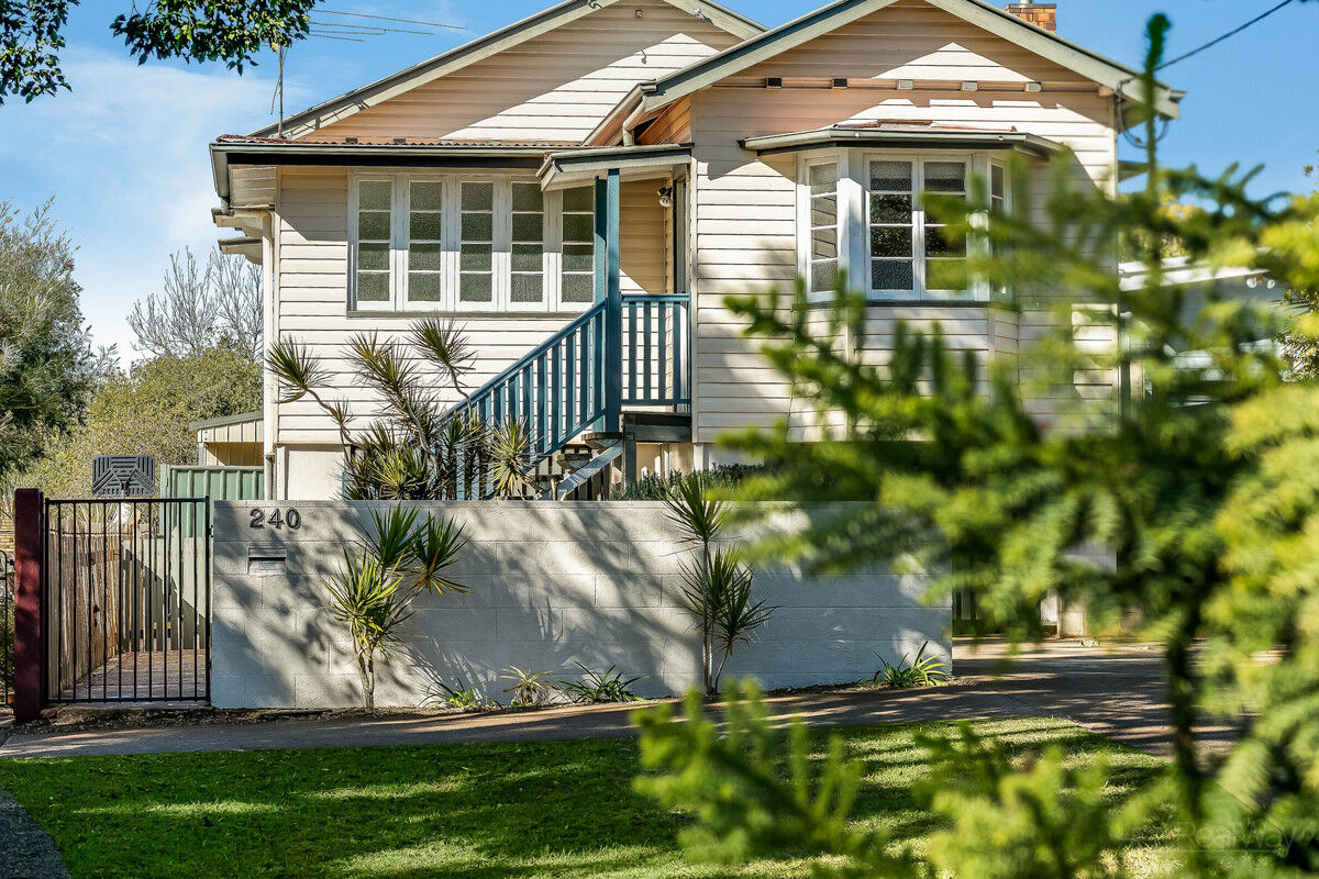 240 Geddes Street, Centenary Heights QLD 4350, Centenary Heights - Thumbnail 2