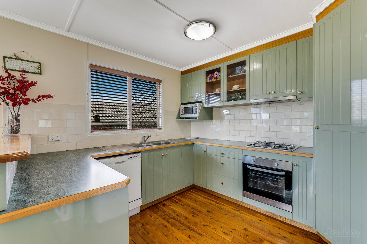 10 Cessna Street, WILSONTON QLD 4350, Wilsonton - Thumbnail 2