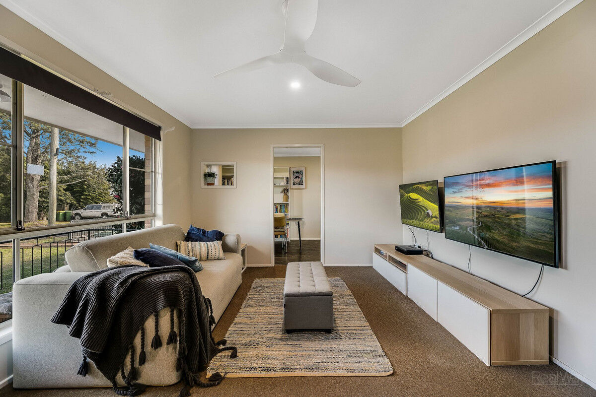 22 Cabarita Crescent, Glenvale QLD 4350, Glenvale - Thumbnail 4