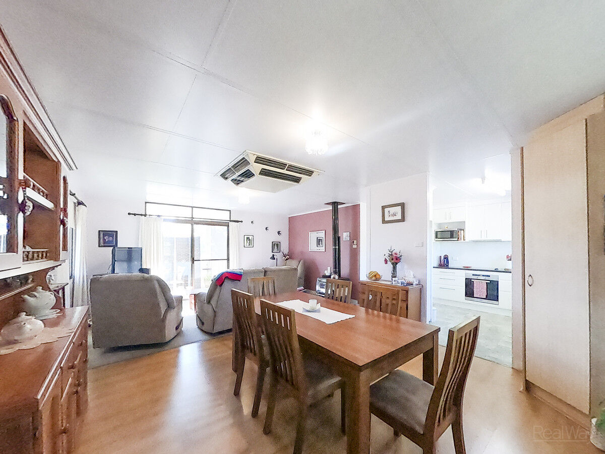 7 Bowen Street, Helidon QLD 4344, Helidon - Thumbnail 4