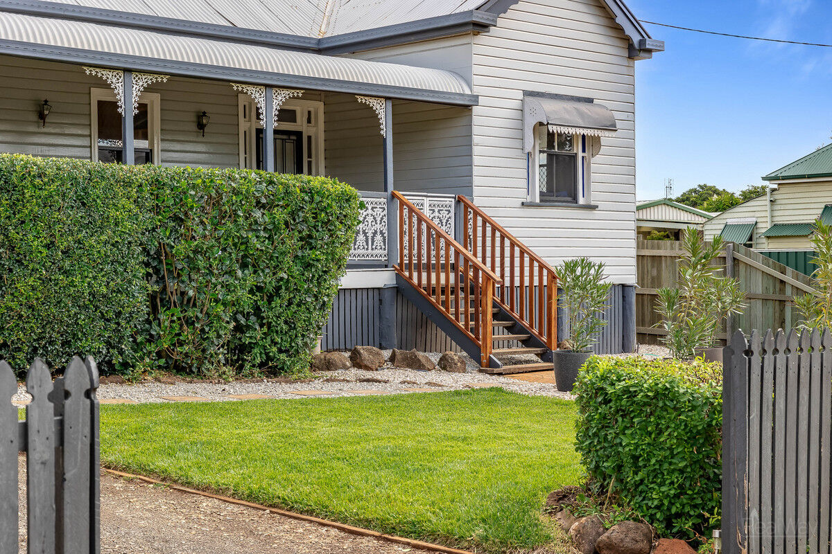208 South Street, South Toowoomba QLD 4350, South Toowoomba - Thumbnail 2