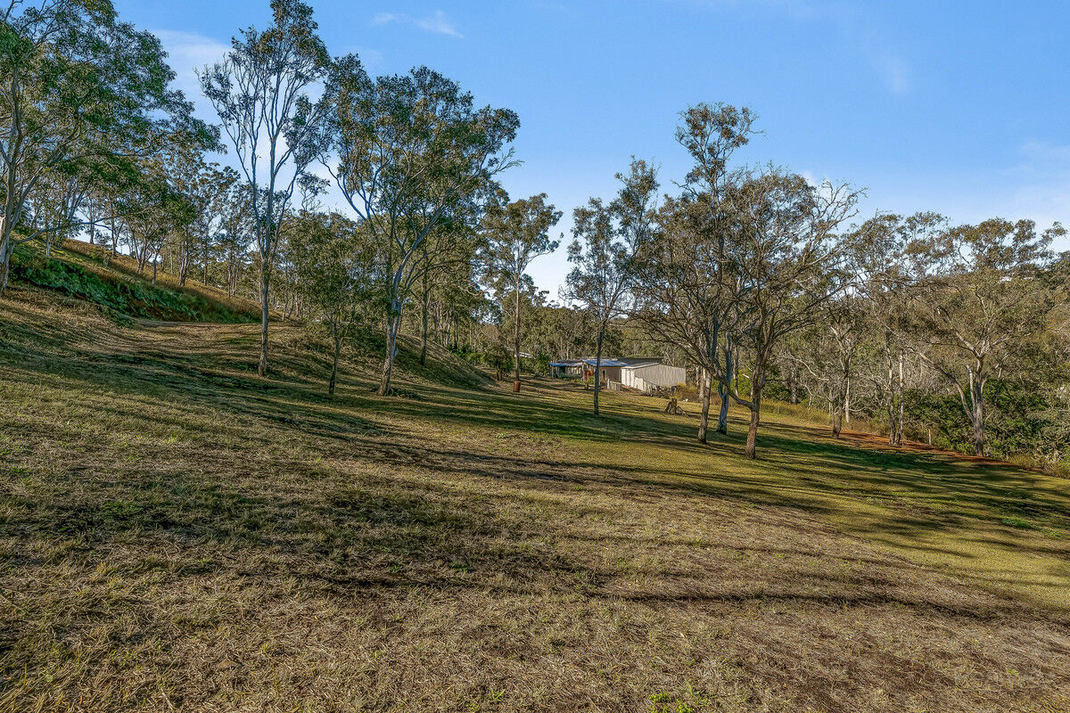 6 Lowe Court, Top Camp QLD 4350, Top Camp - Thumbnail 2