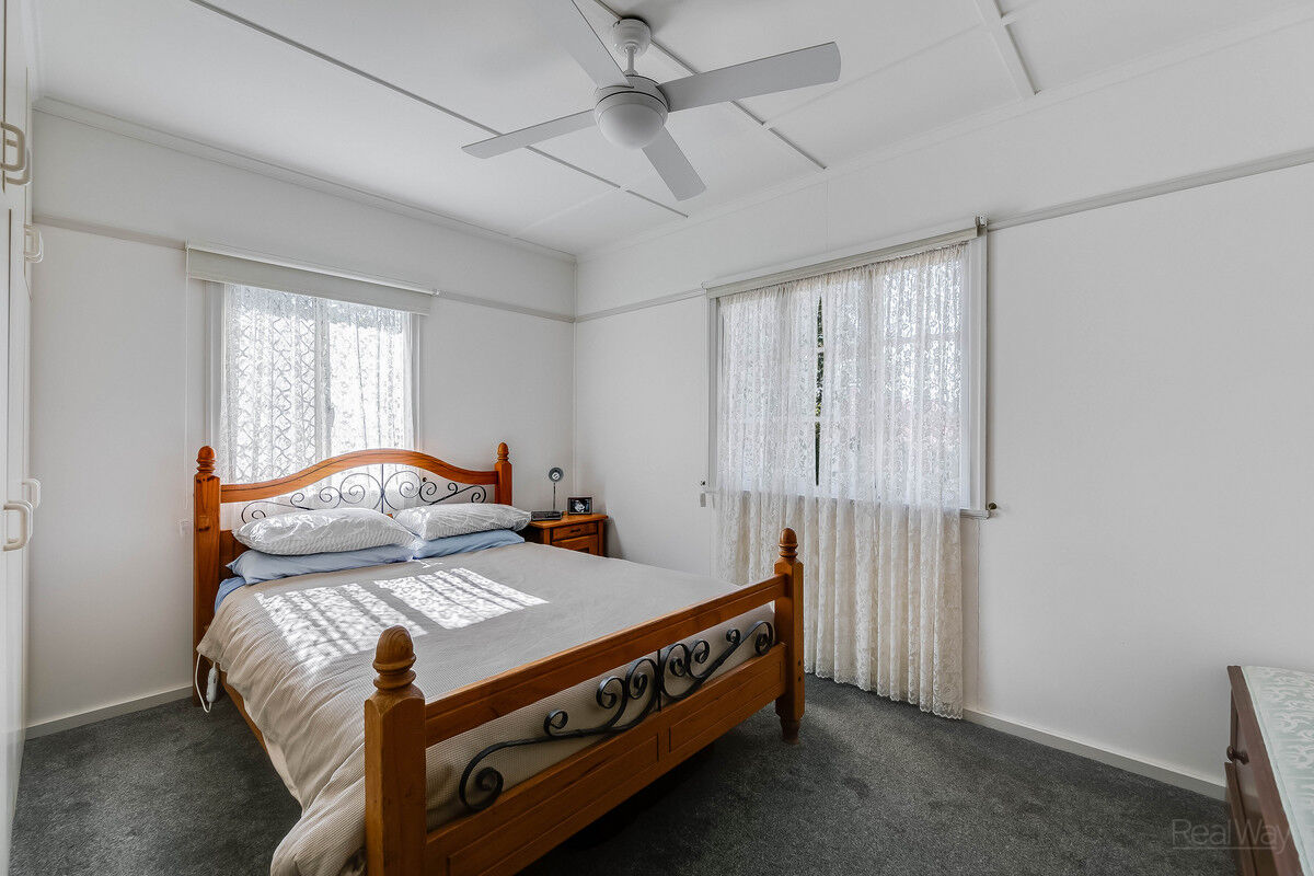 11 Warra Street, Newtown QLD 4350, Newtown - Thumbnail 6