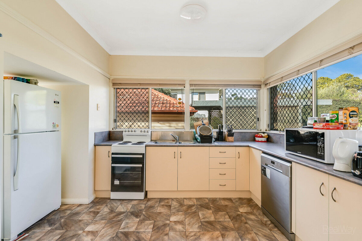 19 Mansford Street, North Toowoomba QLD 4350, North Toowoomba - Thumbnail 3