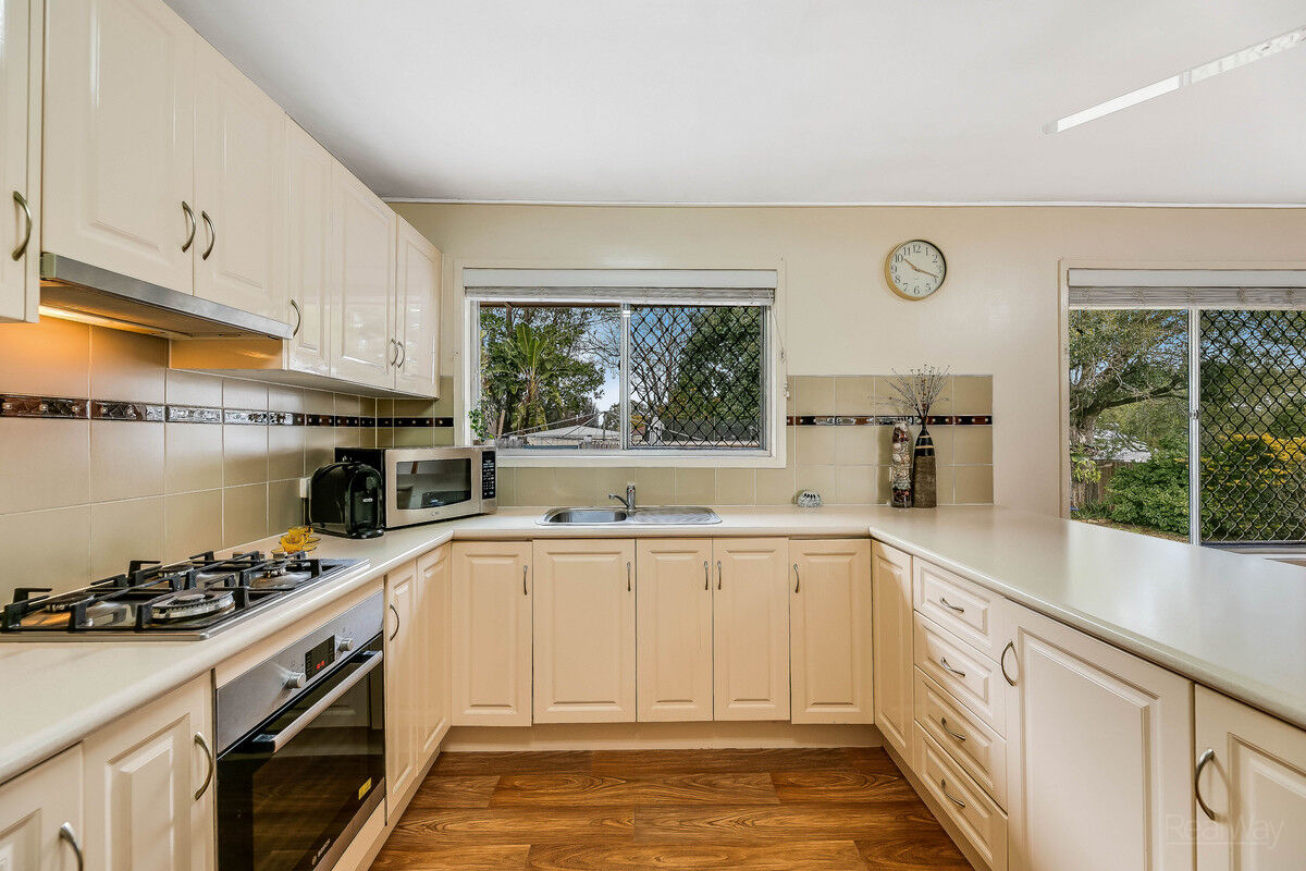 12 Cedar Street, East Toowoomba QLD 4350, East Toowoomba - Thumbnail 2