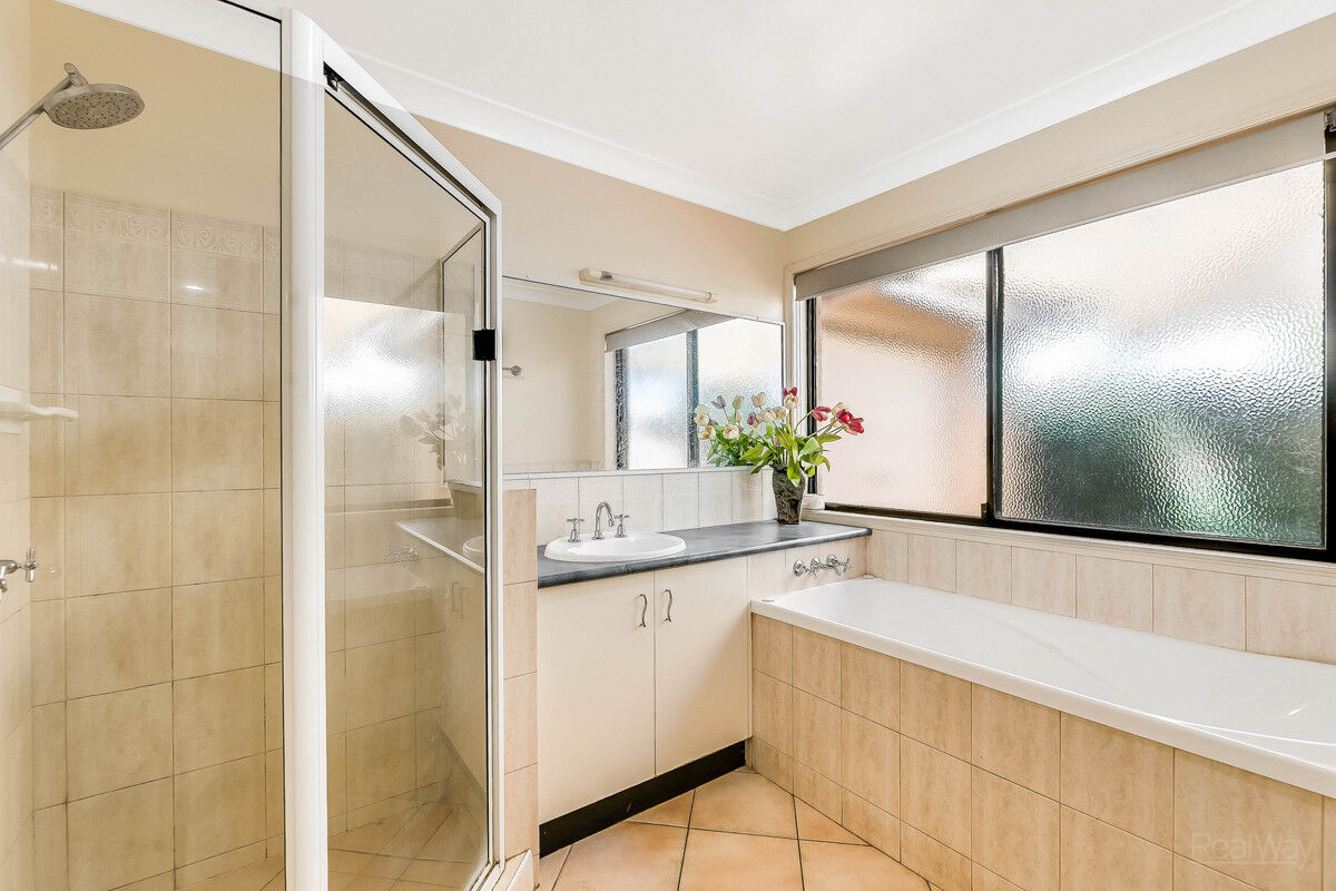 3 La Vista Court, Middle Ridge QLD 4350, Middle Ridge - Thumbnail 6