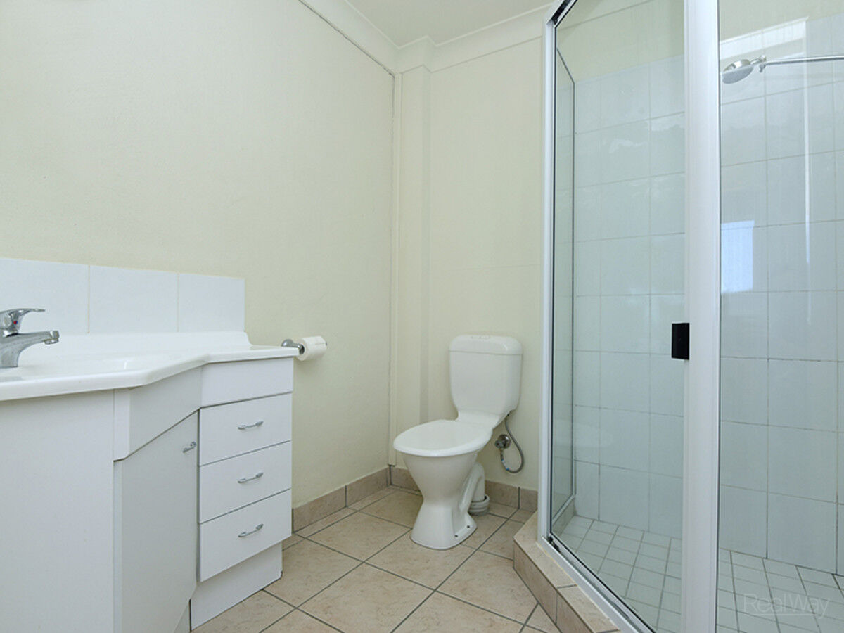 8 / 9 Uniplaza Court, Kearneys Spring QLD 4350, Kearneys Spring - Thumbnail 7