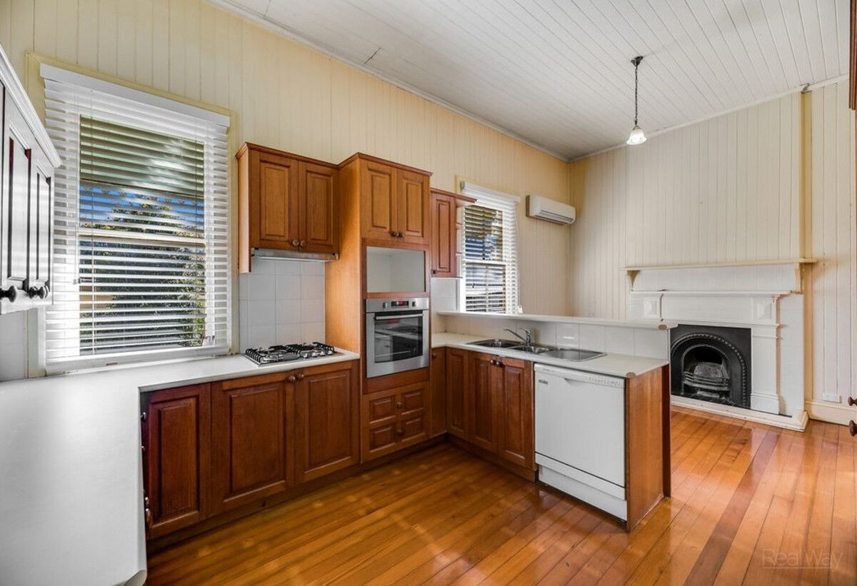 229 Russell Street, Newtown QLD 4350, Newtown - Thumbnail 5