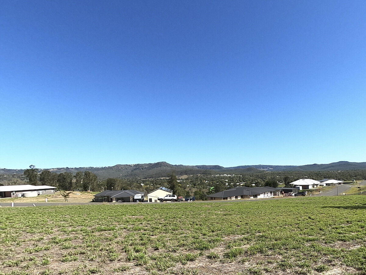 23 Skyline Drive, Withcott QLD 4352, Withcott - Thumbnail 3