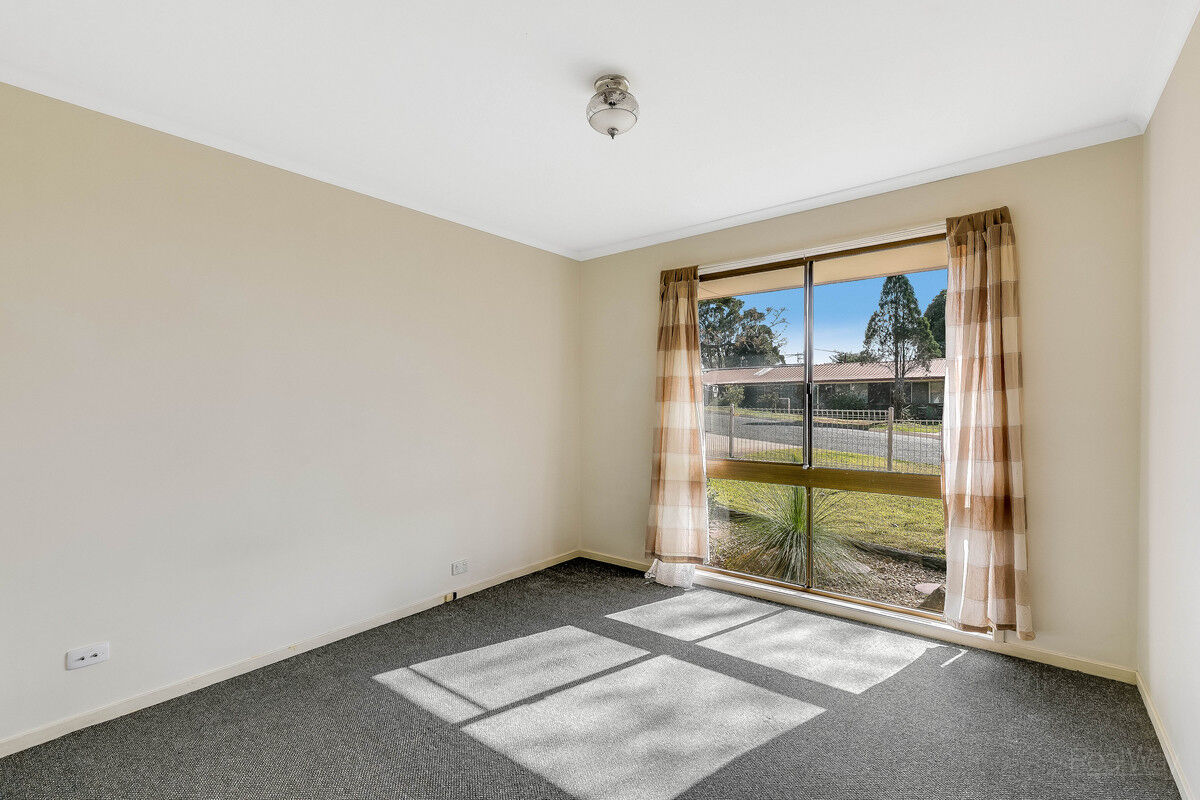 7 Chardonnay Street, Wilsonton Heights QLD 4350, Wilsonton Heights - Thumbnail 4