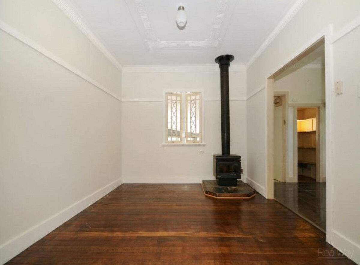 108 Ruthven Street, Harlaxton QLD 4350, Harlaxton - Thumbnail 3