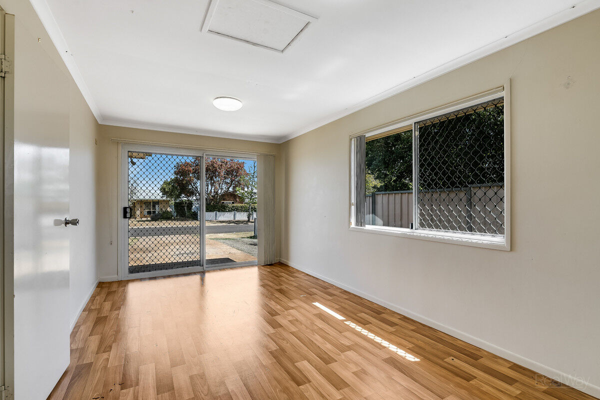 39 Liquidambar Street, Glenvale QLD 4350, Glenvale - Thumbnail 4