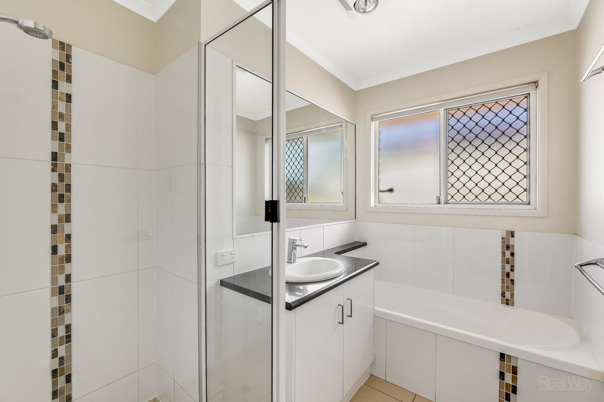39 Liquidambar Street, Glenvale QLD 4350, Glenvale - Thumbnail 5