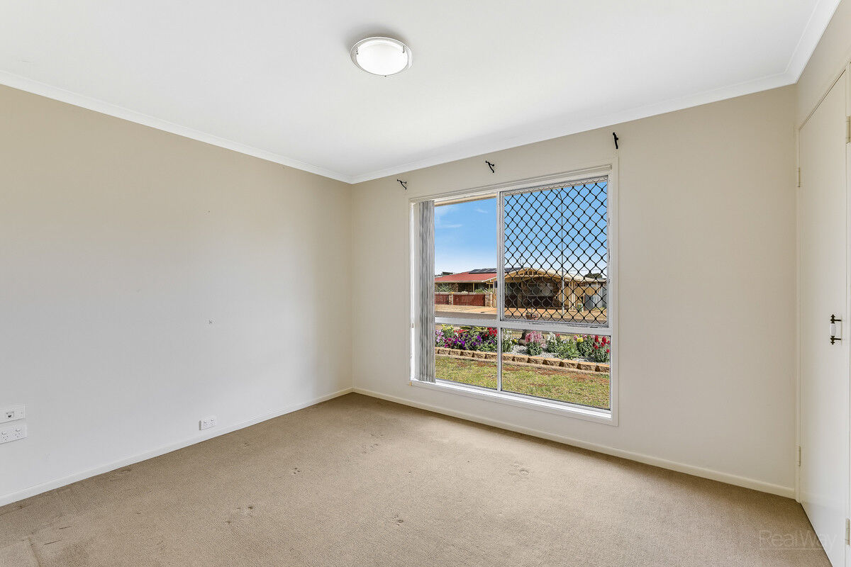 39 Liquidambar Street, Glenvale QLD 4350, Glenvale - Thumbnail 7