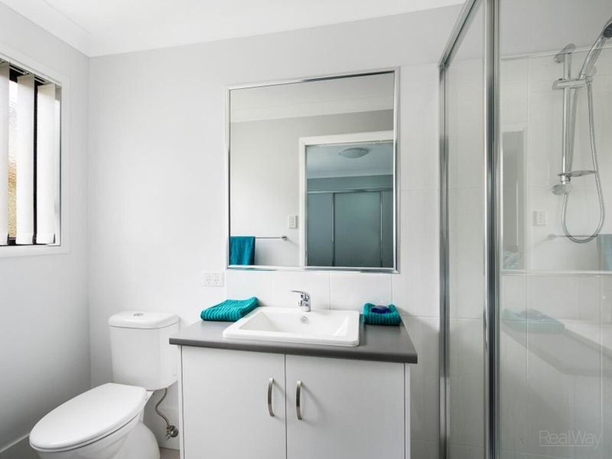 1 & 2 / 6 Whitefield Street, GLENVALE QLD 4350, Glenvale - Thumbnail 8
