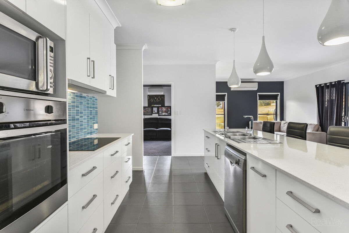 9 Greenwood Place, Withcott QLD 4352, Withcott - Thumbnail 4