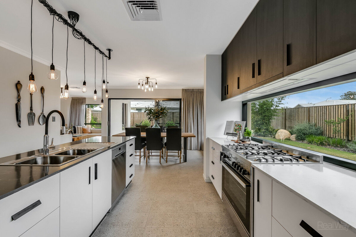 109 Cronin Road, Highfields QLD 4352, Highfields - Thumbnail 5