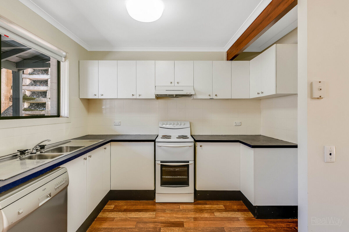 8 / 2 Benjamin Street, Mount Lofty QLD 4350, Mount Lofty - Thumbnail 2