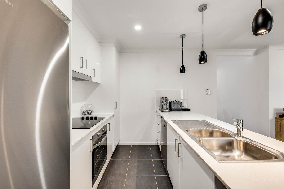 1 & 2 / 7 McInnes Crescent, Glenvale QLD 4350, Glenvale - Thumbnail 4
