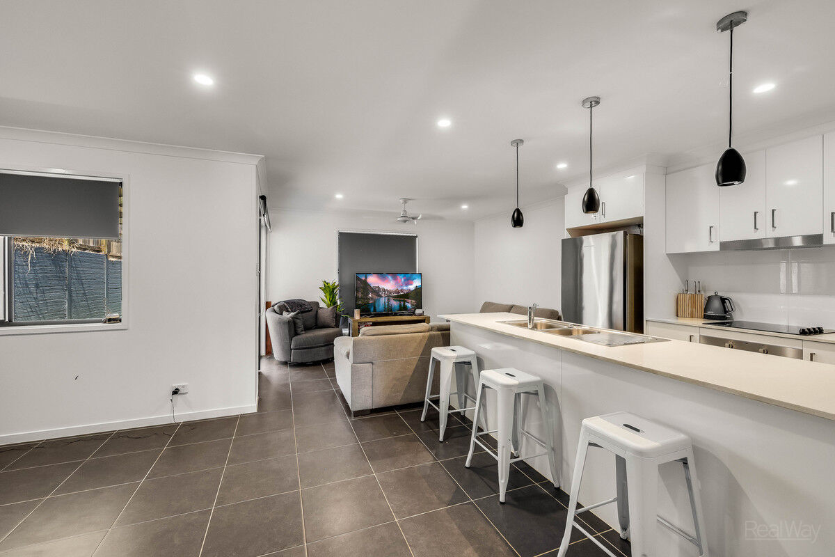 1 & 2 / 7 McInnes Crescent, Glenvale QLD 4350, Glenvale - Thumbnail 6