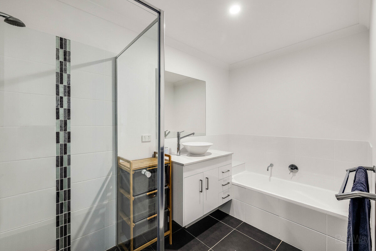 1 & 2 / 7 McInnes Crescent, Glenvale QLD 4350, Glenvale - Thumbnail 5