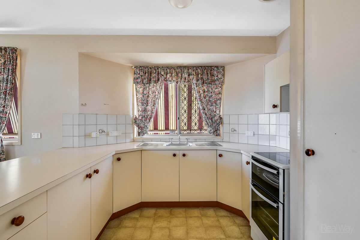 44 Blue Gum Drive, Newtown QLD 4350, Newtown - Thumbnail 4