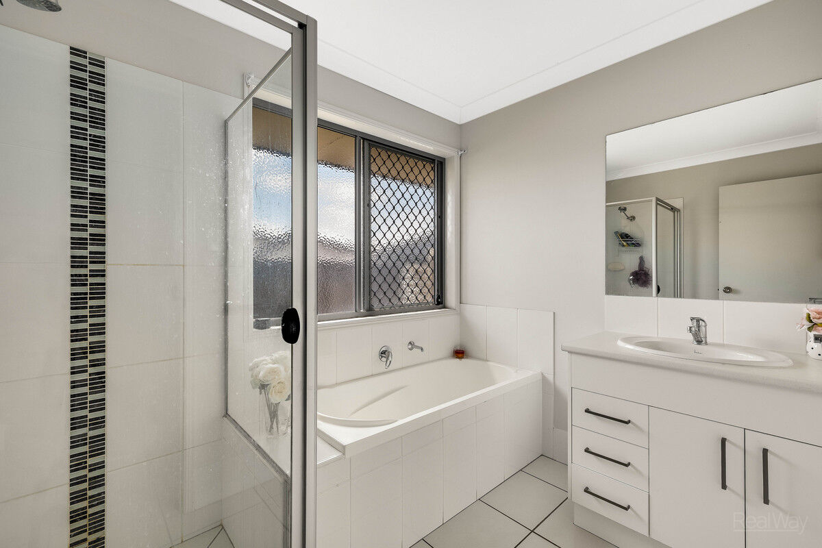 27 Taragon Street, Glenvale QLD 4350, Glenvale - Thumbnail 7