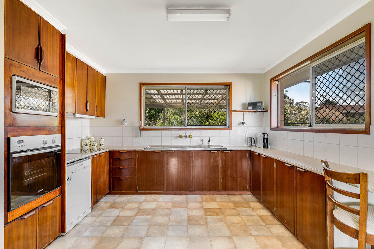 28 Barrymount Crescent, Mount Lofty QLD 4350, Mount Lofty - Thumbnail 4