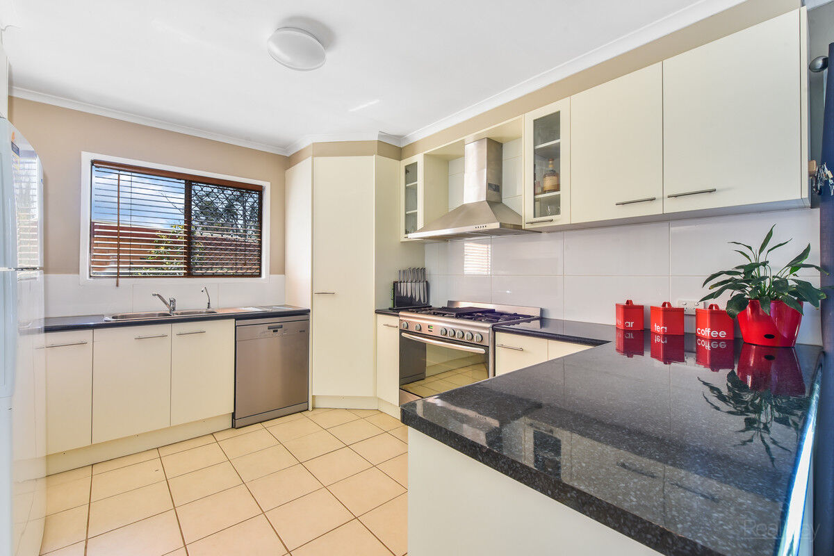 230 Alderley Street, Centenary Heights QLD 4350, Centenary Heights - Thumbnail 3