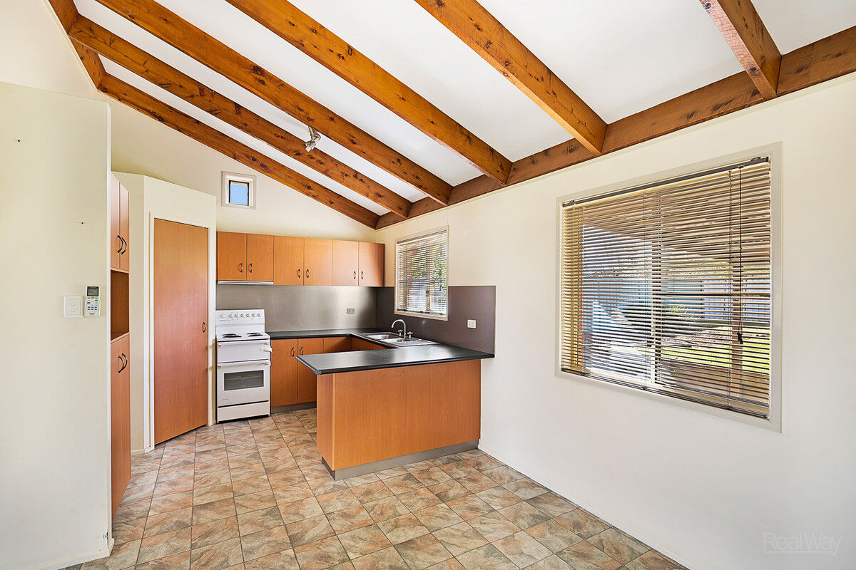 2 Belclaire Drive, WESTBROOK QLD 4350, Westbrook - Thumbnail 6
