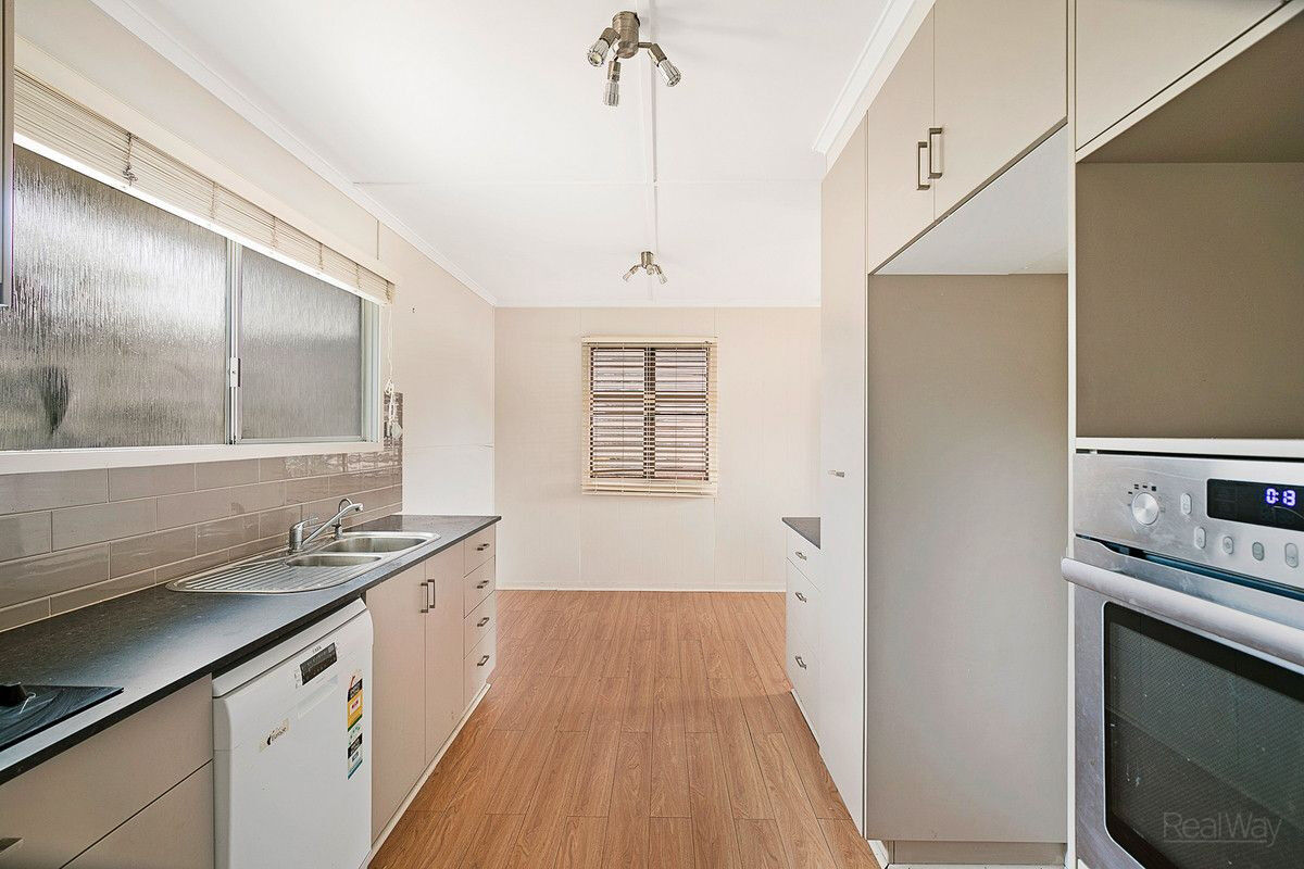 6 Guy Street, Newtown QLD 4350, Newtown - Thumbnail 3