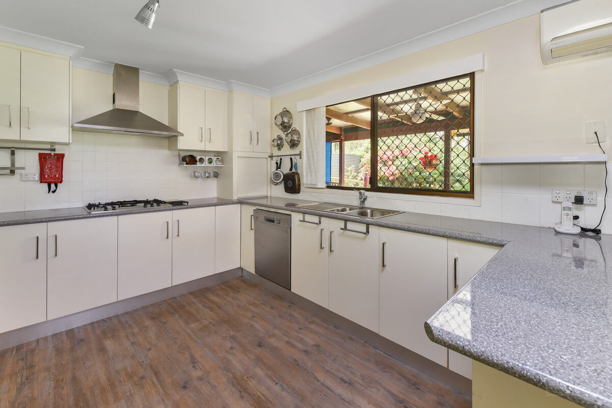 73 Milora Road, Upper Lockyer QLD 4352, Upper Lockyer - Thumbnail 4