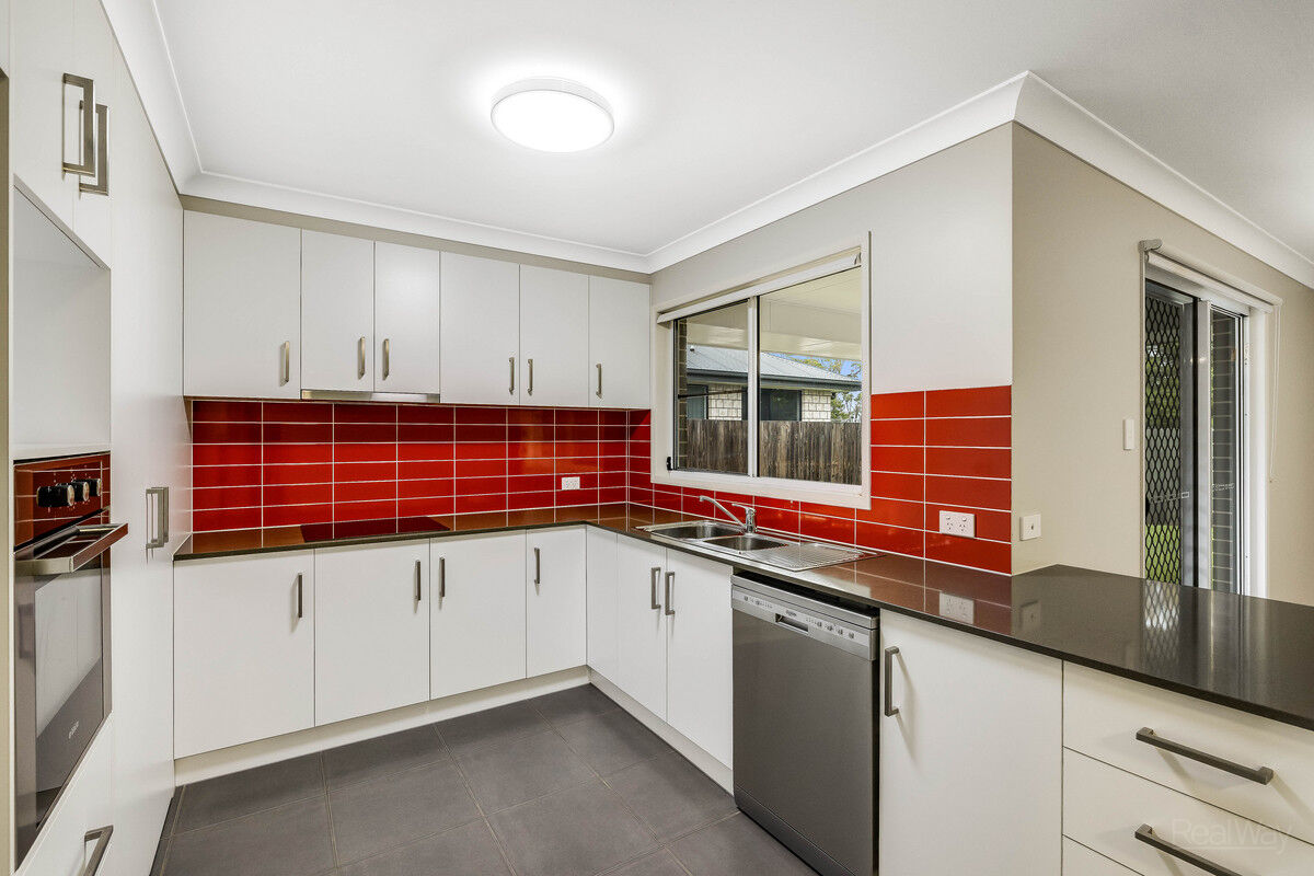 8 Sanctuary Drive, Cranley QLD 4350, Cranley - Thumbnail 2