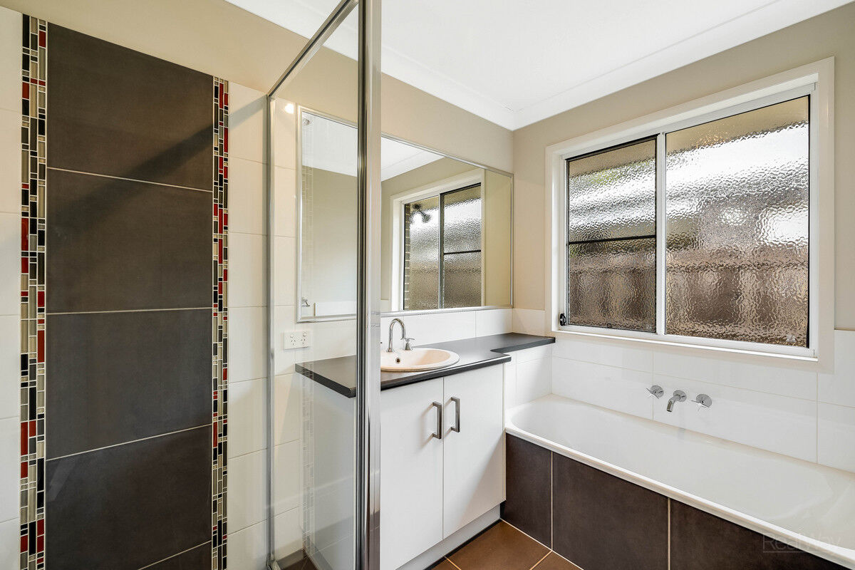 8 Sanctuary Drive, Cranley QLD 4350, Cranley - Thumbnail 7