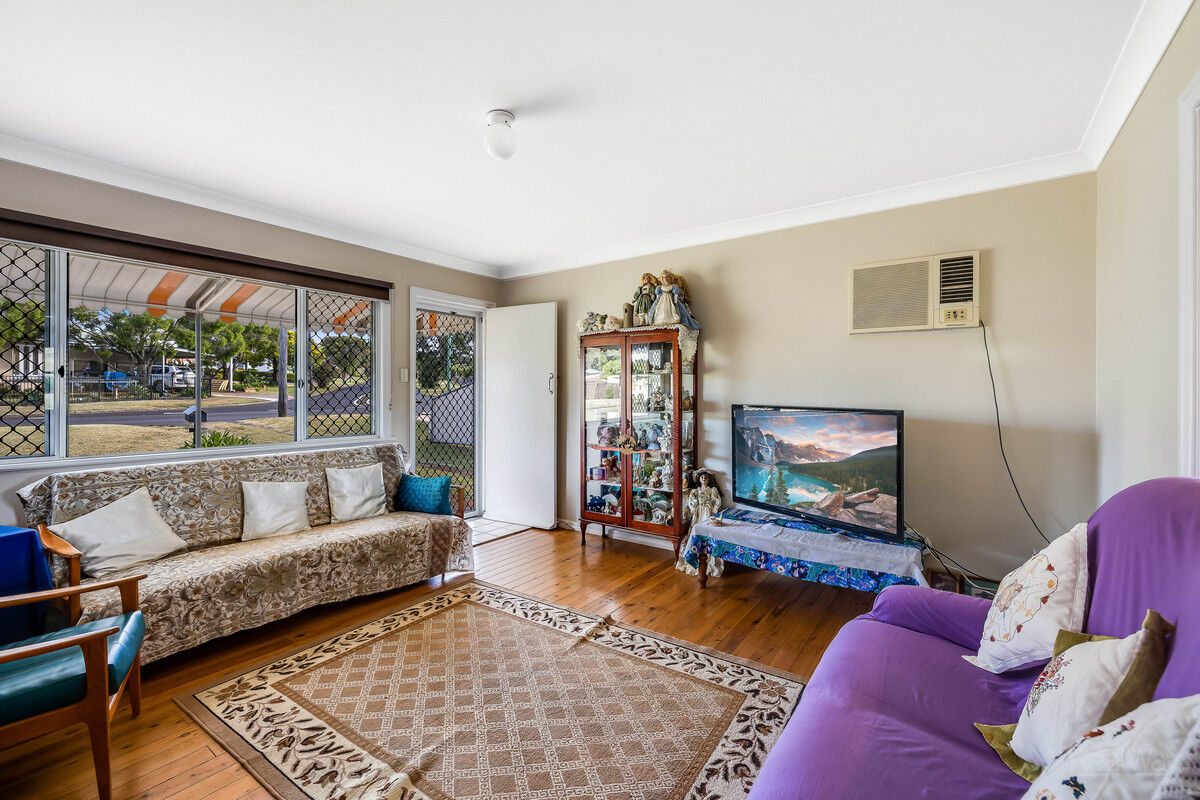 7 Teesdale Avenue, Newtown QLD 4350, Newtown - Thumbnail 3