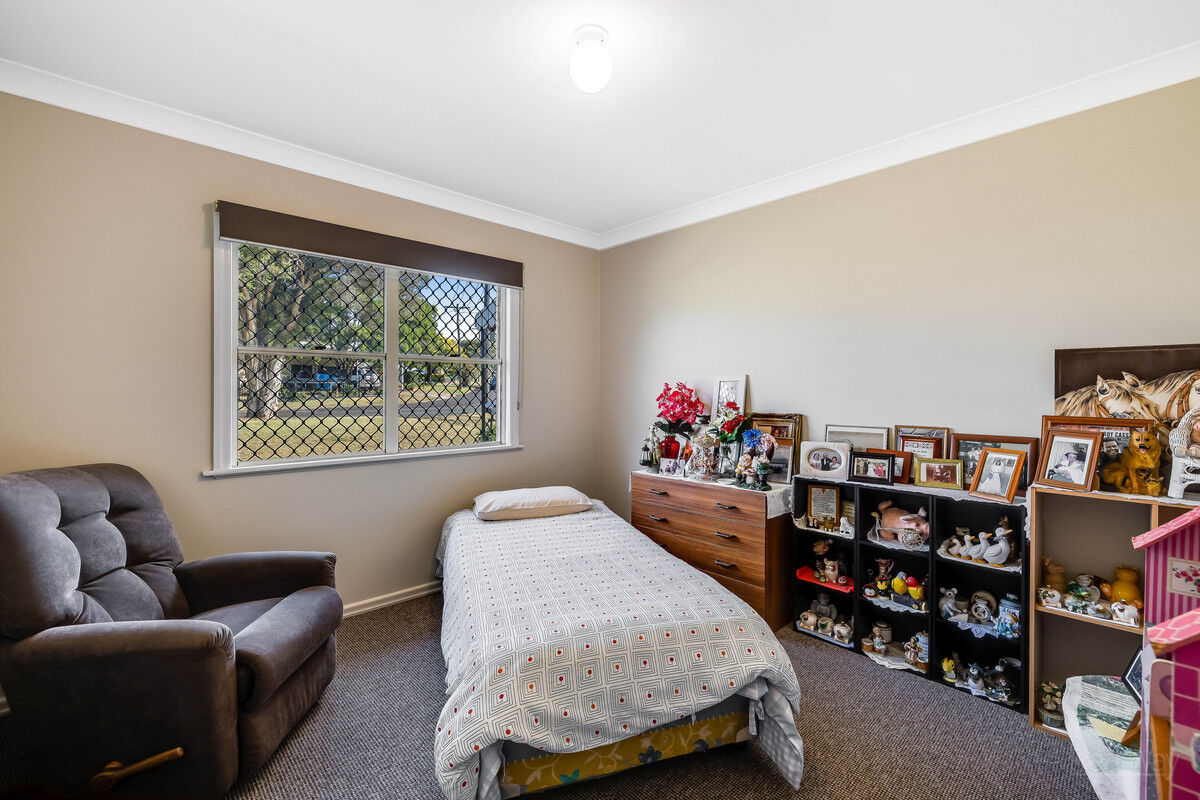 7 Teesdale Avenue, Newtown QLD 4350, Newtown - Thumbnail 7