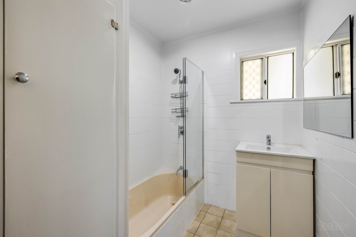 7 Teesdale Avenue, Newtown QLD 4350, Newtown - Thumbnail 8