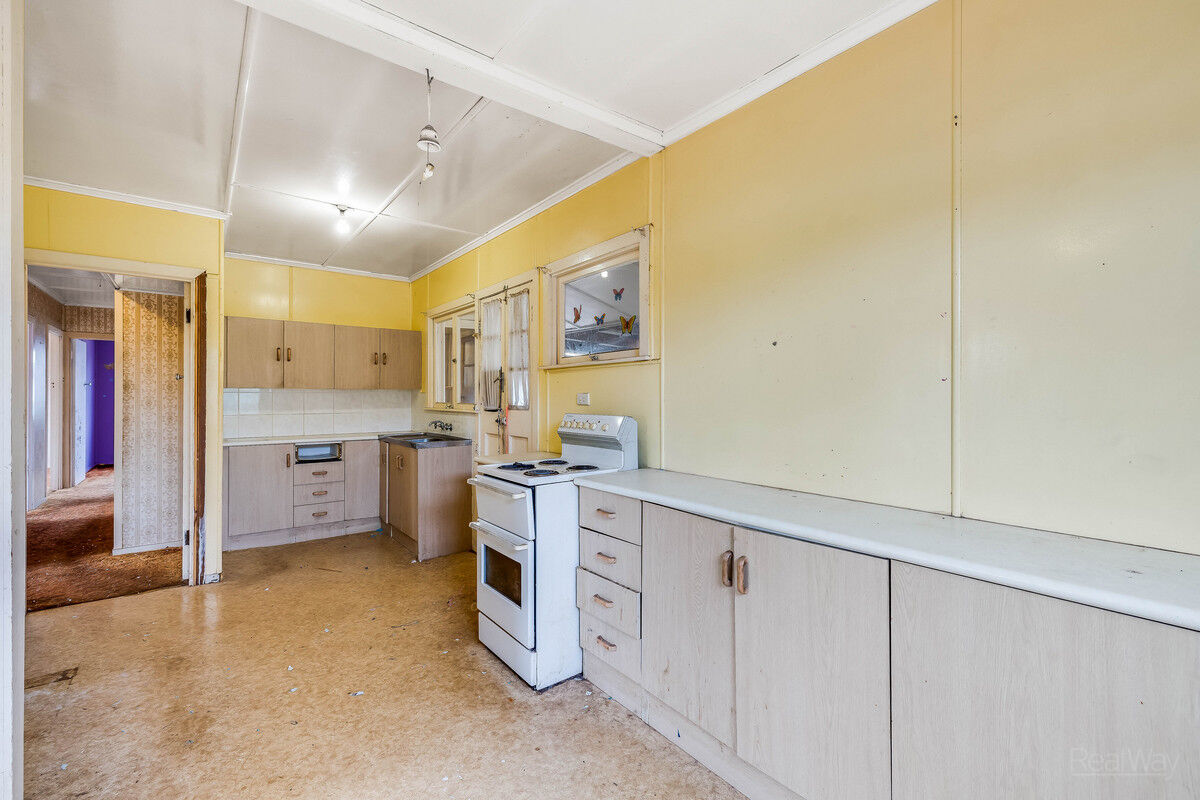3 Shennan Street, Harristown QLD 4350, Harristown - Thumbnail 4