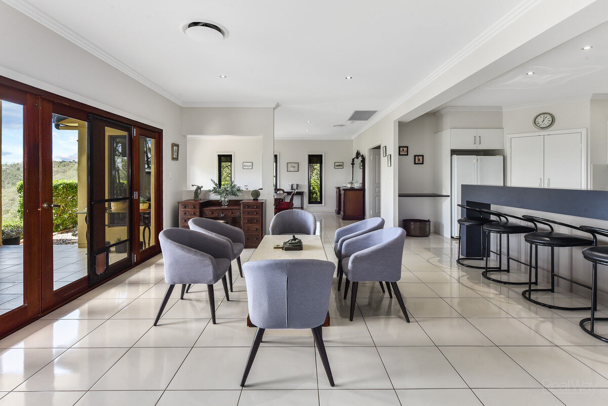 9 Gordon Crescent, Withcott QLD 4352, Withcott - Thumbnail 6