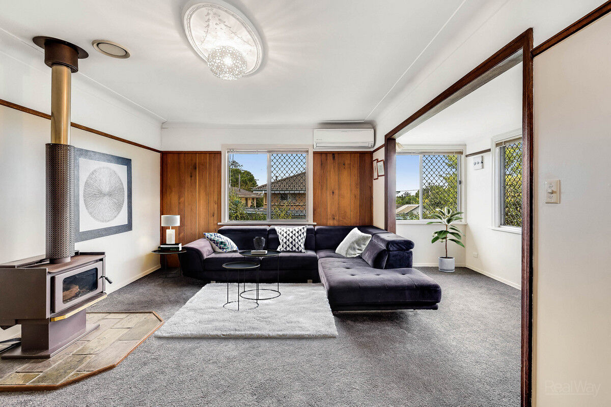 1 Schloss Street, Centenary Heights QLD 4350, Centenary Heights - Thumbnail 4