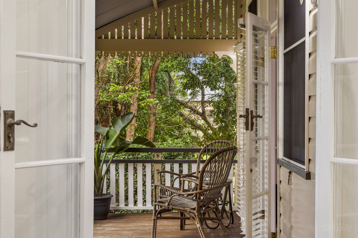 204 Campbell Street, Newtown QLD 4350, Newtown - Thumbnail 3