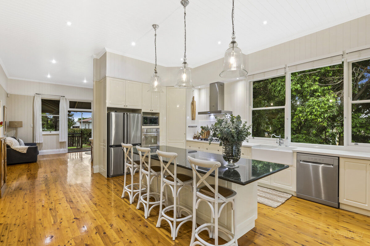 204 Campbell Street, Newtown QLD 4350, Newtown - Thumbnail 5