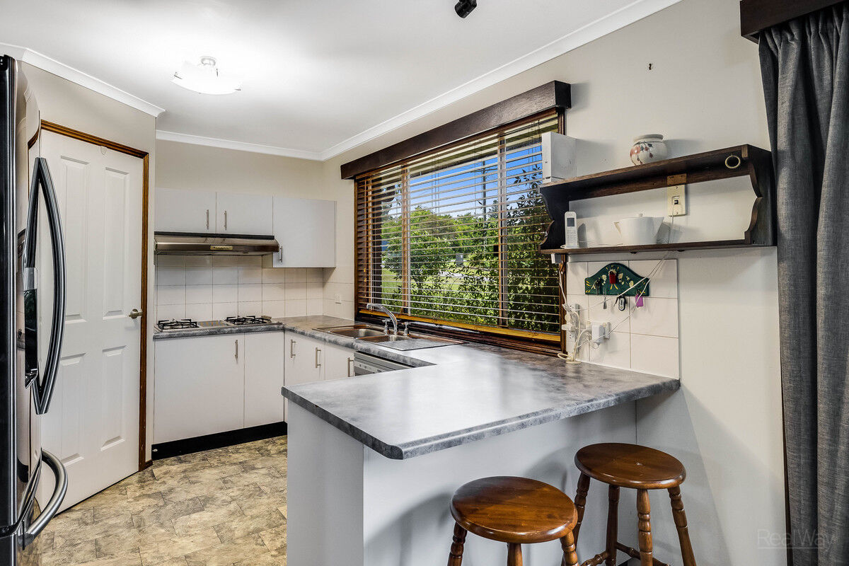 280 Greenwattle Street, Wilsonton Heights QLD 4350, Wilsonton Heights - Thumbnail 2