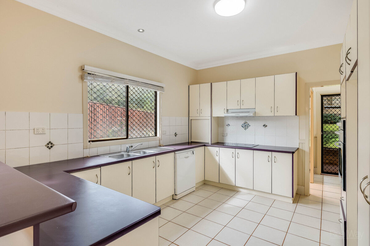 22 Stone Street, Wilsonton QLD 4350, Wilsonton - Thumbnail 3